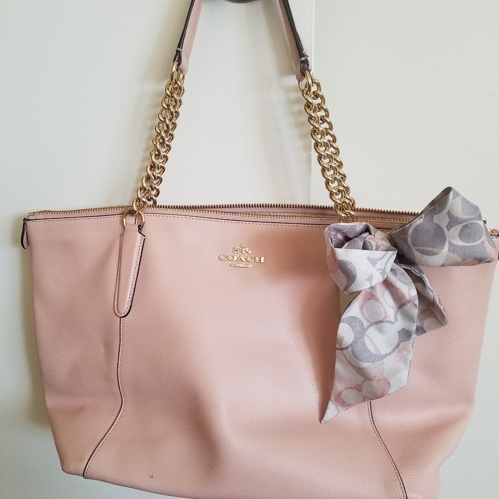 Coach *authentic* leather tote & matching scarf